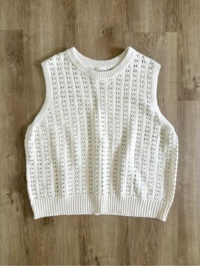 Cream Knit Sleeveless Crewneck Sweater Women’s XXL